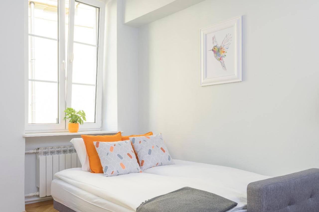 Bright And Modern Apartment In The Heart Of The Old And New Town Warsaw Exterior photo